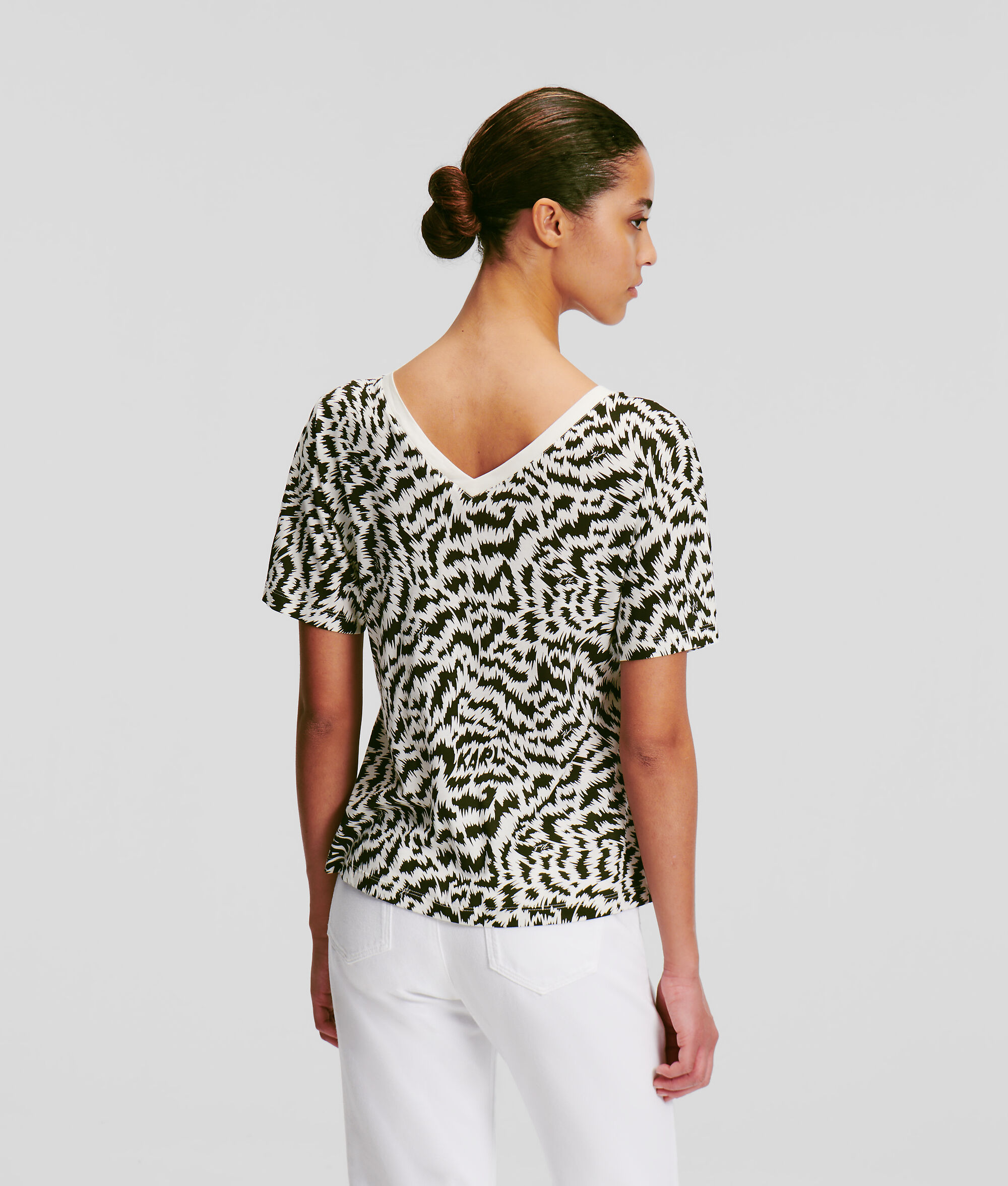 (image for) Unique Value Zebra-Print V-Neck Top